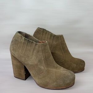 Jeffrey Campbell Yorktown Suede Chunky Chelsea Ankle Boots Women's Size 8.5